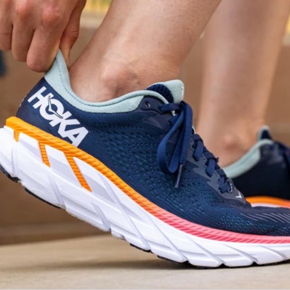 hoka navy